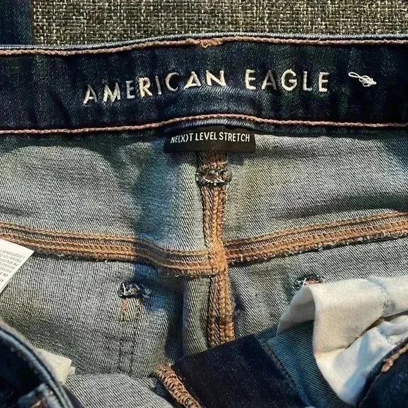 Size 10s American Eagle Super Highrise Jegging - Picture 3 of 6